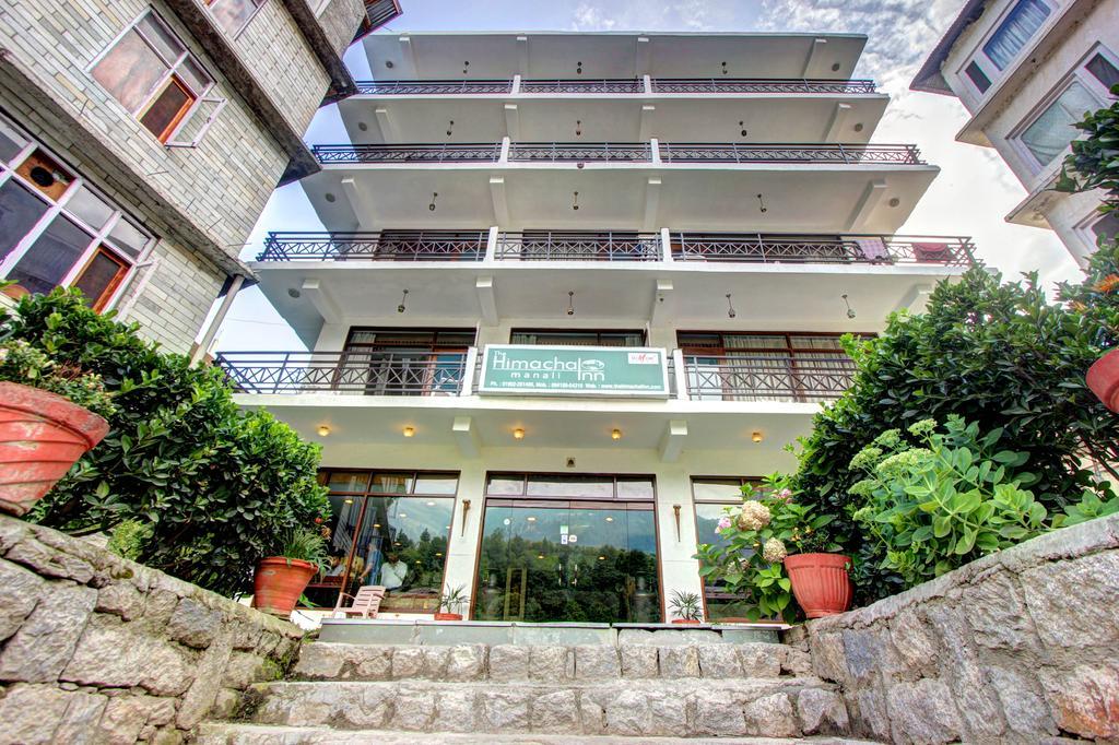 Hotel The Himachal Inn Manāli Exteriör bild